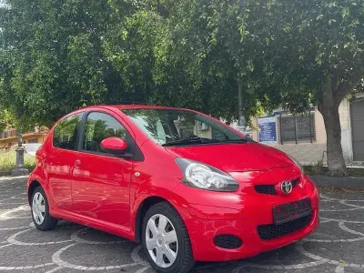 Usata Toyota Aygo 68 CV (50 kW) 2010 Utilitaria