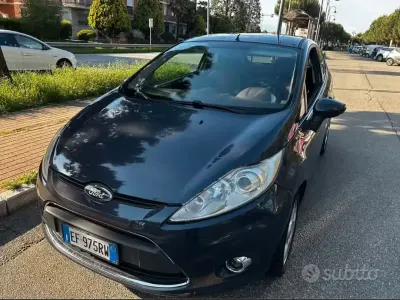 Usata Ford Fiesta Titanium 90 CV (66 kW) 2010