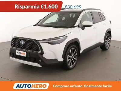 Usata Toyota Corolla Cross Lounge 197 CV (144 kW) 2023 Bianco SUV