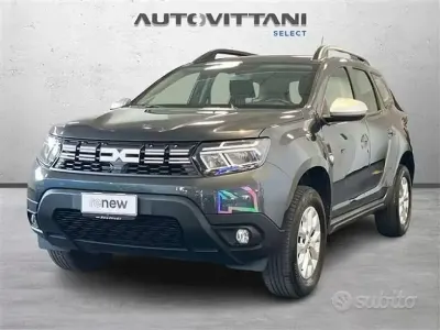 Usata Dacia Duster Expression 101 CV (74 kW) 2023 Grigio scuro SUV