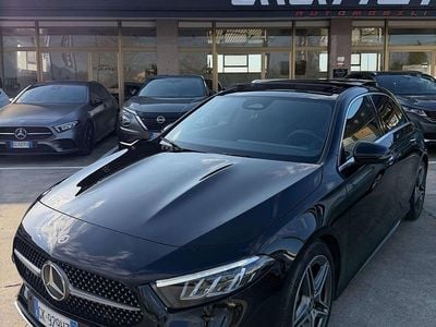 Usata Mercedes A180 AMG Line Premium Plus 116 CV (85 kW) 2023 Nero Berlina