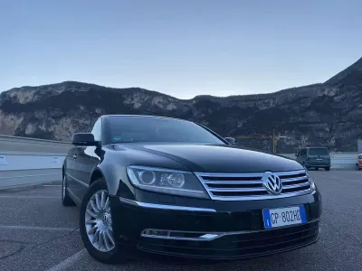 Usata VW Phaeton 245 CV (180 kW) 2011 Nero Berlina