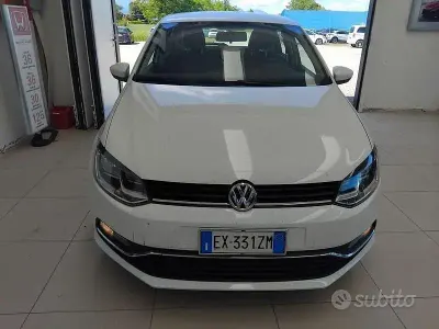 Usata VW Polo Comfortline 90 CV (66 kW) 2015 Bianco Berlina