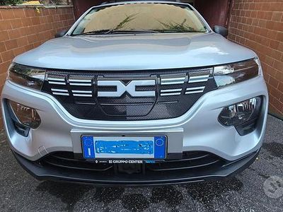 Grigio Usata 2024 Dacia Spring Utilitaria | 12.500 € (Buon prezzo)