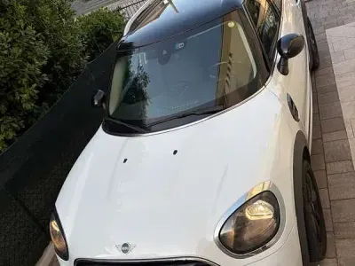 Usata Mini One D Countryman Business 116 CV (85 kW) 2018 Bianco SUV