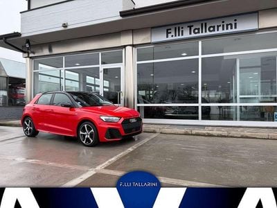 Rosso misano perlato Usata 2022 Audi A1 Sportback Competition Utilitaria | 24.400 € (Buon prezzo)