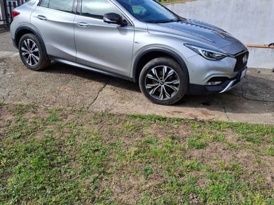 Grigio Usata 2017 Infiniti QX30 Premium SUV | 15.200 €