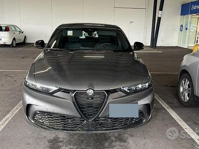 Usata Alfa Romeo Tonale 131 CV (96 kW) 2023 Grigio SUV