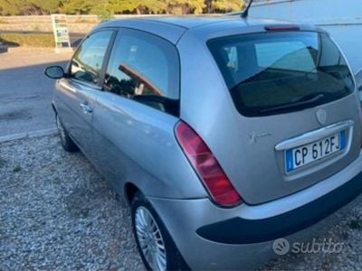 Usata Lancia Ypsilon 2004 Utilitaria