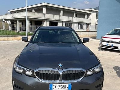 Usata BMW 316 Luxury Line 122 CV (89 kW) 2022 Grigio Station wagon
