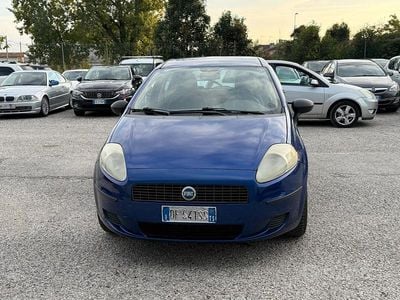 Usata Fiat Grande Punto Active 77 CV (56 kW) 2007 Blu Utilitaria