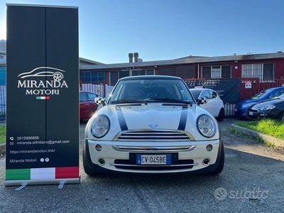 Usata Mini ONE 90 CV (66 kW) 2005 Beige Utilitaria