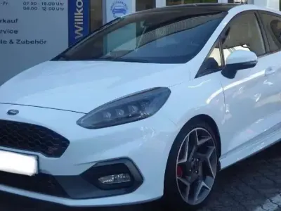 Usata Ford Fiesta ST 205 CV (150 kW) 2019 Bianco Utilitaria