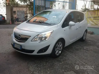 Usata Opel Meriva Cosmo 120 CV (88 kW) 2011 Bianco Monovolume
