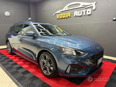 Usata Ford Focus ST-Line 120 CV (88 kW) 2019 Blu/azzurro Station wagon
