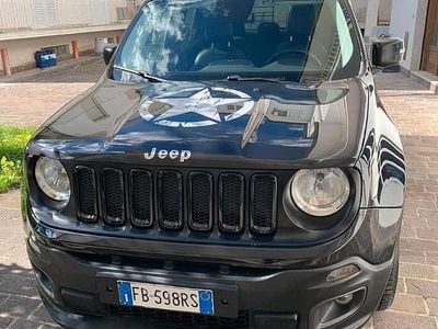 Usata Jeep Renegade 140 CV (102 kW) 2015 Nero SUV