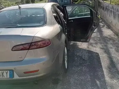 Usata Alfa Romeo 159 150 CV (110 kW) 2007 Grigio Berlina