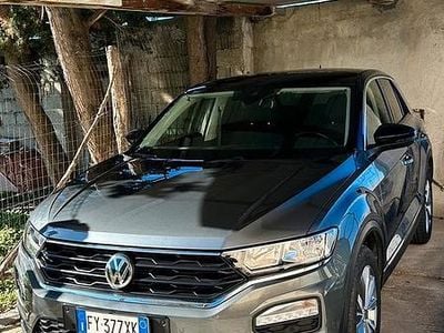Usata VW T-Roc 150 CV (110 kW) 2019 Grigio SUV