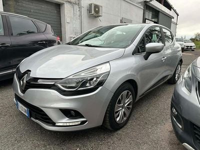 Usata Renault Clio IV Intens 90 CV (66 kW) 2017 Argento Berlina