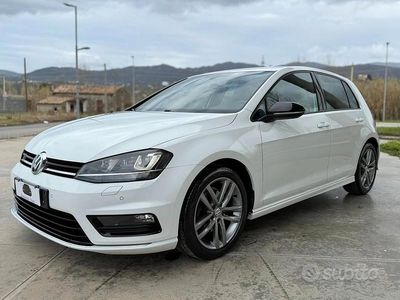 Bianco Usata 2016 VW Golf R-line Berlina | 13.999 € (Molto cara)