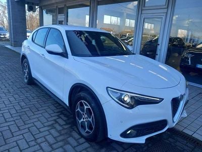 Usata Alfa Romeo Stelvio Business 190 CV (139 kW) 2022 Bianco SUV