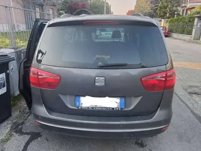 Usata Seat Alhambra 4Drive 140 CV (102 kW) 2013 Grigio Monovolume