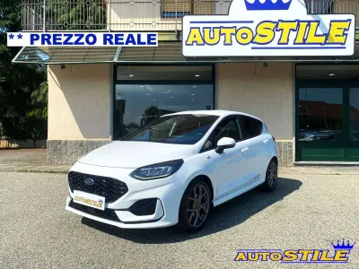 Usata Ford Fiesta ST-Line 125 CV (91 kW) 2022 Frozen white Utilitaria