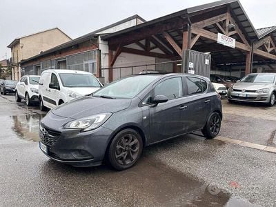 Usata Opel Corsa Innovation 69 CV (50 kW) 2017 Grigio Utilitaria