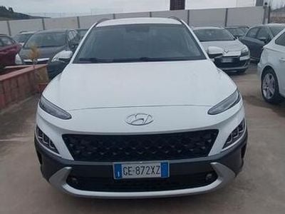 Usata Hyundai Kona 105 CV (77 kW) 2021 Bianco SUV