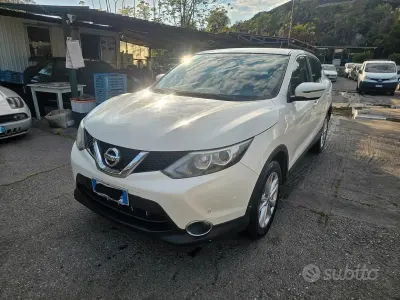 Usata Nissan Qashqai Acenta 110 CV (80 kW) 2014 Bianco SUV