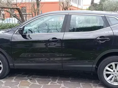 Usata Nissan Qashqai Acenta 2015 Nero SUV