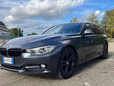 Usata BMW 316 Sport Line 116 CV (85 kW) 2014 Grigio Station wagon
