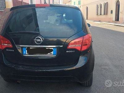 Usata Opel Meriva Cosmo 95 CV (69 kW) 2012 Nero Monovolume