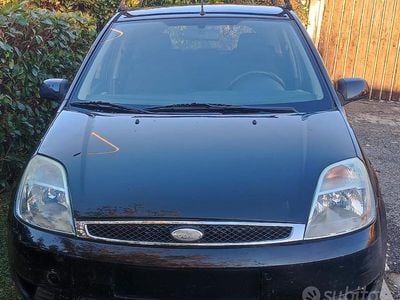 Usata Ford Fiesta 2005 Nero Berlina