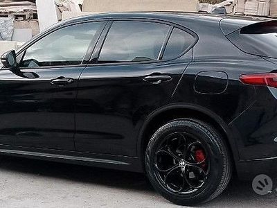 Usata Alfa Romeo Stelvio 190 CV (139 kW) 2018 Nero SUV
