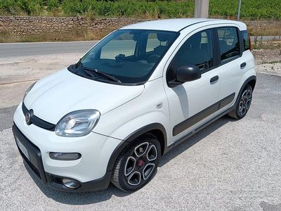 Usata Fiat Panda Street 69 CV (50 kW) 2021 Bianco Furgone