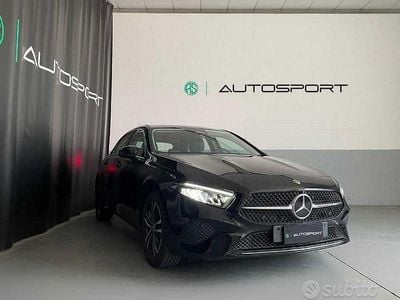 Usata Mercedes A180 Advanced 116 CV (85 kW) 2023 Nero Berlina