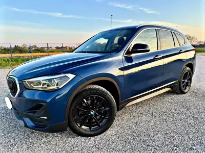 Usata BMW X1 Comfort Edition 150 CV (110 kW) 2021 Blu SUV