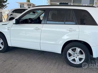 Usata Suzuki Grand Vitara 2008 Bianco SUV