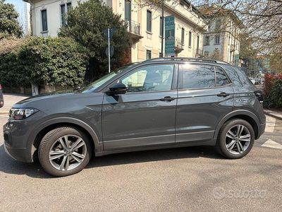 Usata VW T-Cross Style 95 CV (69 kW) 2021 Grigio SUV