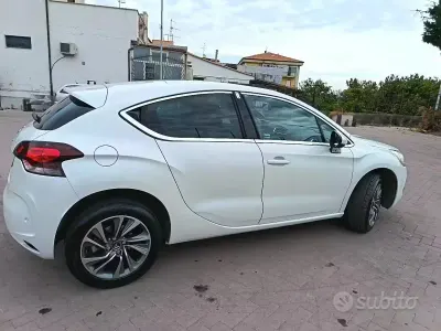 Usata Citroën DS4 Sport Chic 163 CV (119 kW) 2013 Bianco Utilitaria