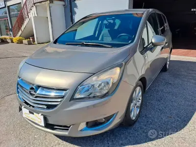 Begagnad Opel Meriva Cosmo 95 HK (69 kW) 2015 Minibuss