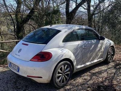 Usata VW Beetle Design 105 CV (77 kW) 2012 Utilitaria