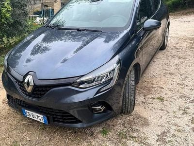 Usata Renault Clio V Business 101 CV (74 kW) 2020 Berlina