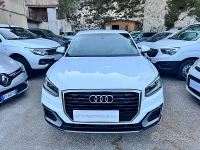 Usata Audi Q2 Design 116 CV (85 kW) 2017 Bianco SUV