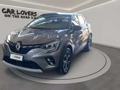 Usata Renault Captur Techno 101 CV (74 kW) 2023 Xnk be style milano (grigio SUV