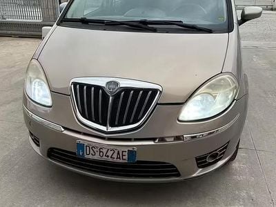 Usata Lancia Musa 90 CV (66 kW) 2008 Monovolume