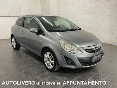 Usata Opel Corsa 86 CV (63 kW) 2013 Grigio Utilitaria