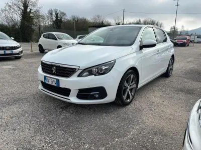 Usata Peugeot 308 GT 131 CV (96 kW) 2020 Bianco Berlina