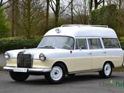 Usata Mercedes 190 80 CV (58 kW) 1963 Bianco Berlina